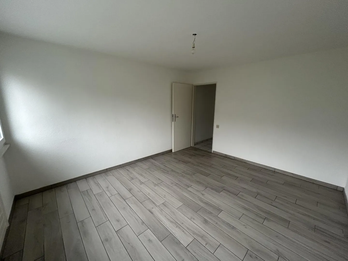 In affitto: appartamento 3.5 locali con balcone - Tivoli 52, St-Imier - Foto 6 di 9