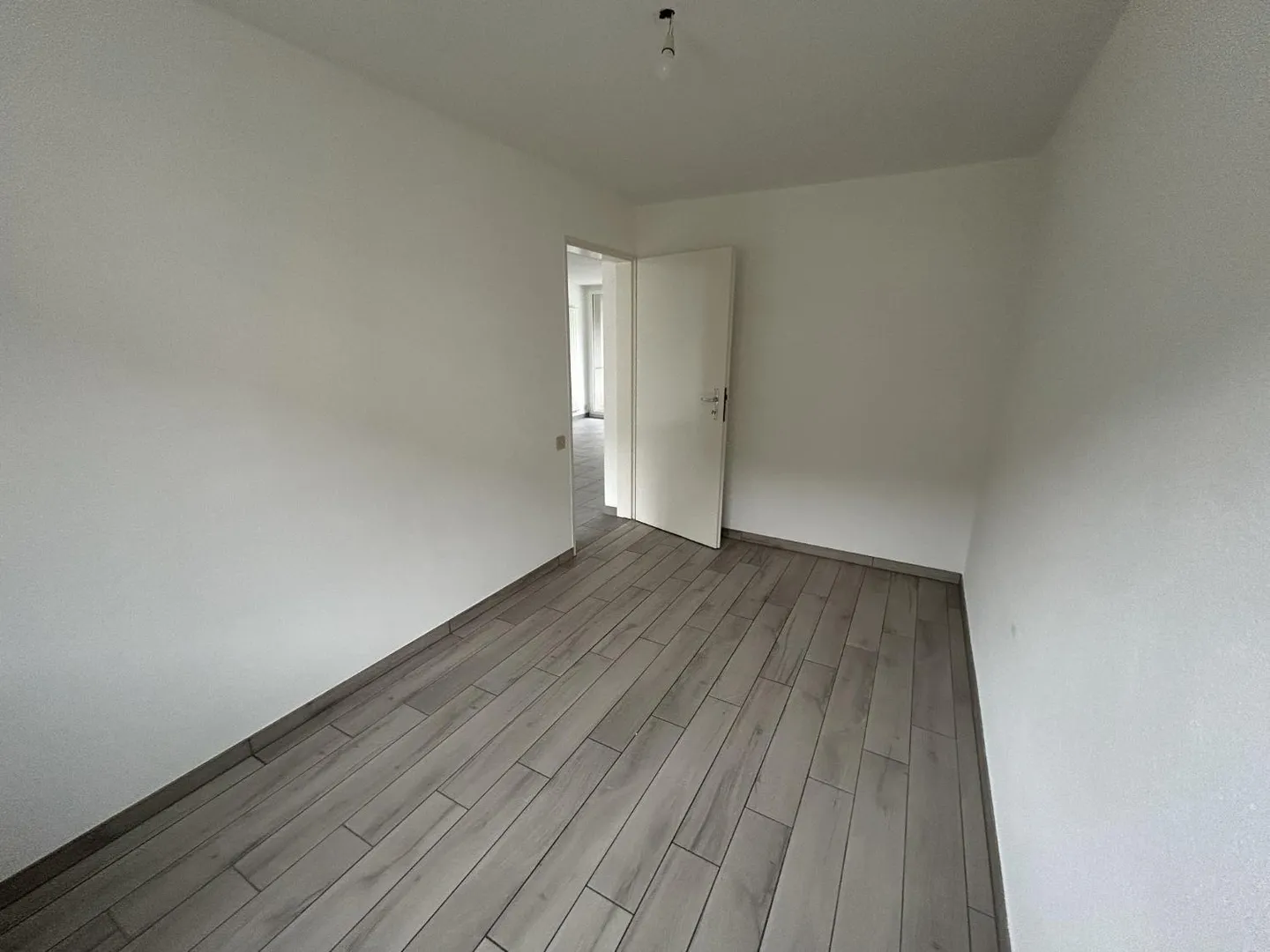 In affitto: appartamento 3.5 locali con balcone - Tivoli 52, St-Imier - Foto 9 di 9