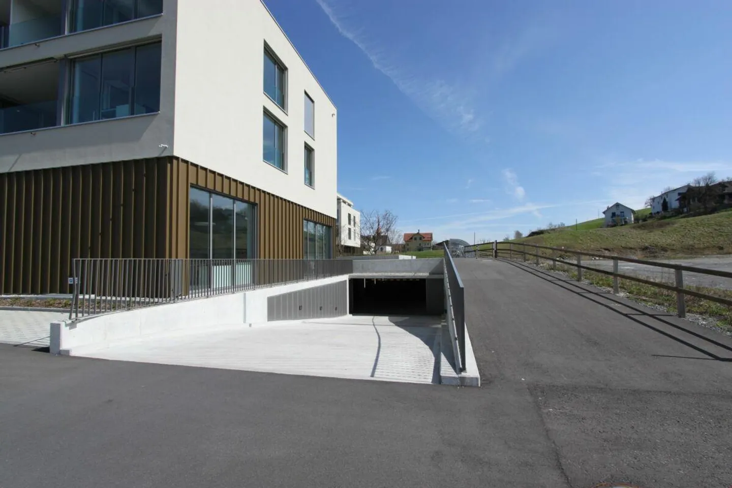 Posto auto a Honau - Foto 2 di 2