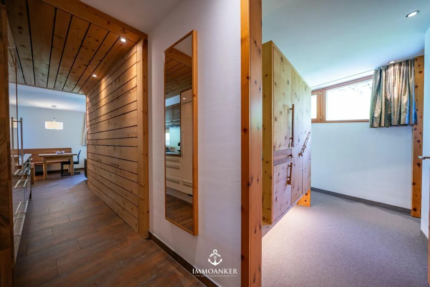 Alpine Living Quality Meets Stylish Tranquility - Photo 3 of 10