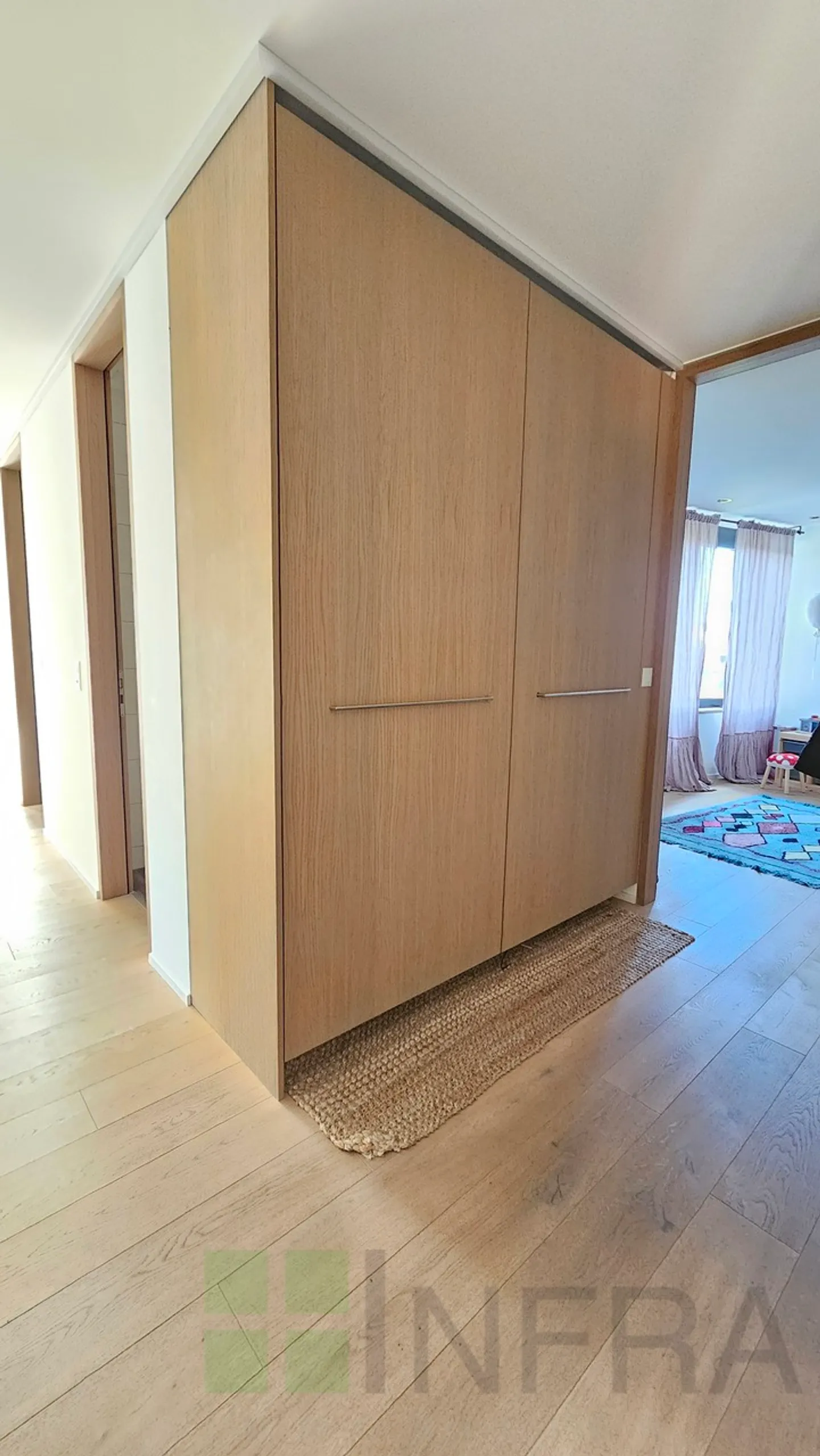 Außergewöhnliche Gartenwohnung von 170 m² in einer zeitgenössischen Residenz - Foto 8 von 19