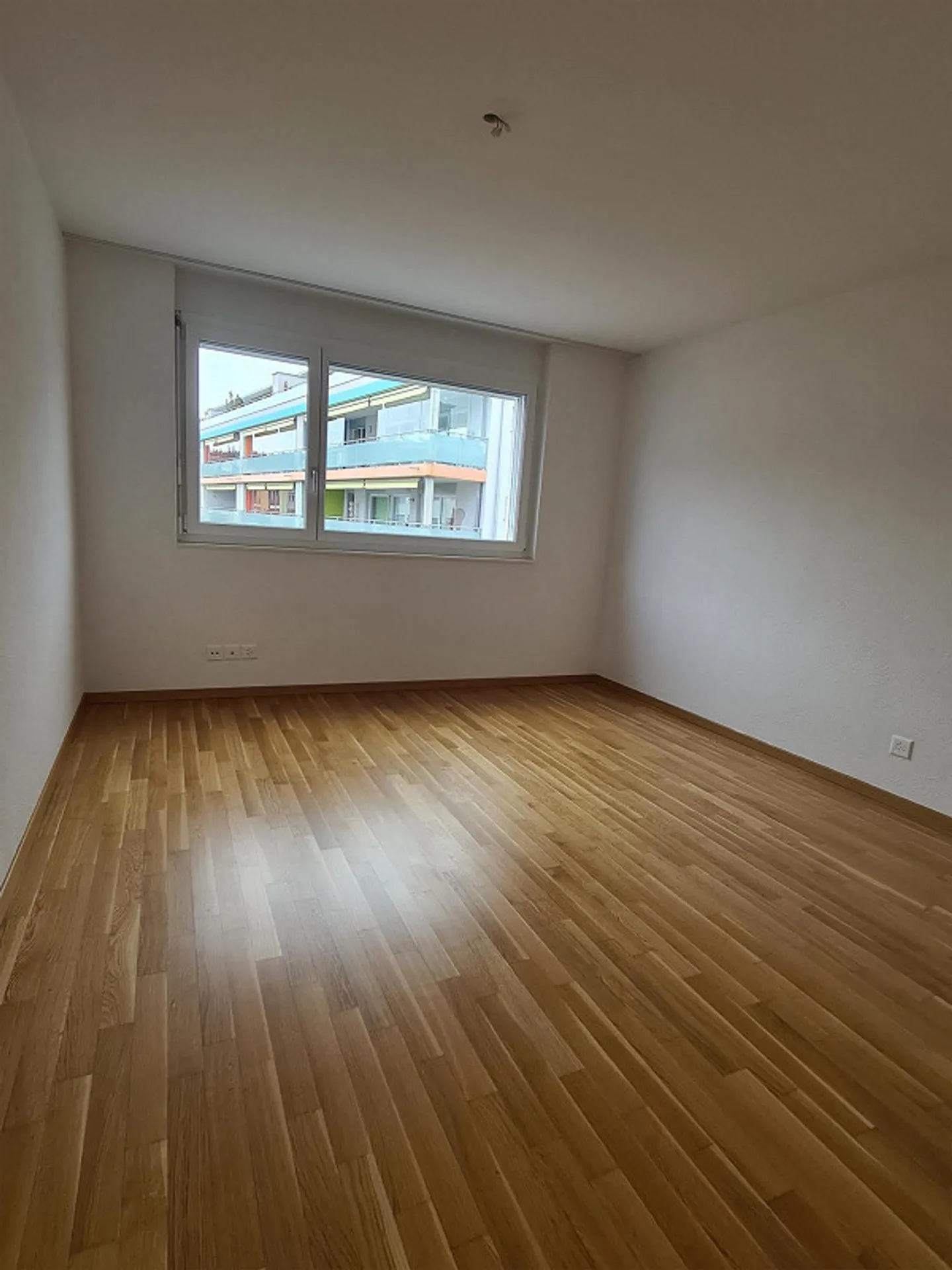 Geräumige 5.5-Zimmer Wohnung - Foto 9 von 9
