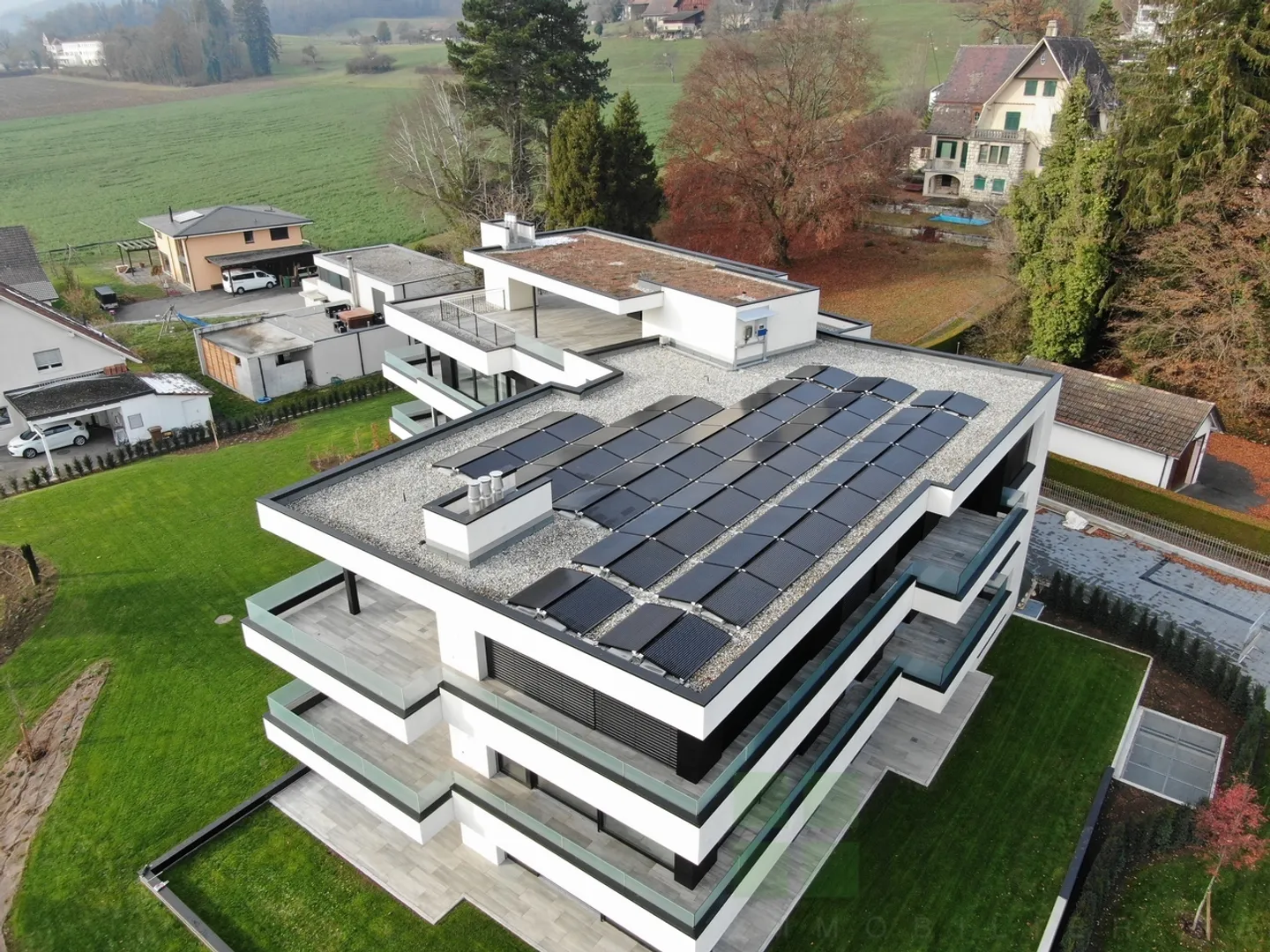 Außergewöhnliche Gartenwohnung von 170 m² in einer zeitgenössischen Residenz - Foto 17 von 19