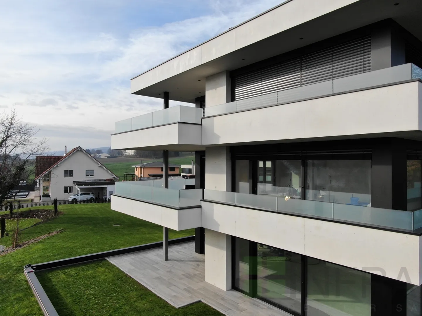 Außergewöhnliche Gartenwohnung von 170 m² in einer zeitgenössischen Residenz - Foto 18 von 19