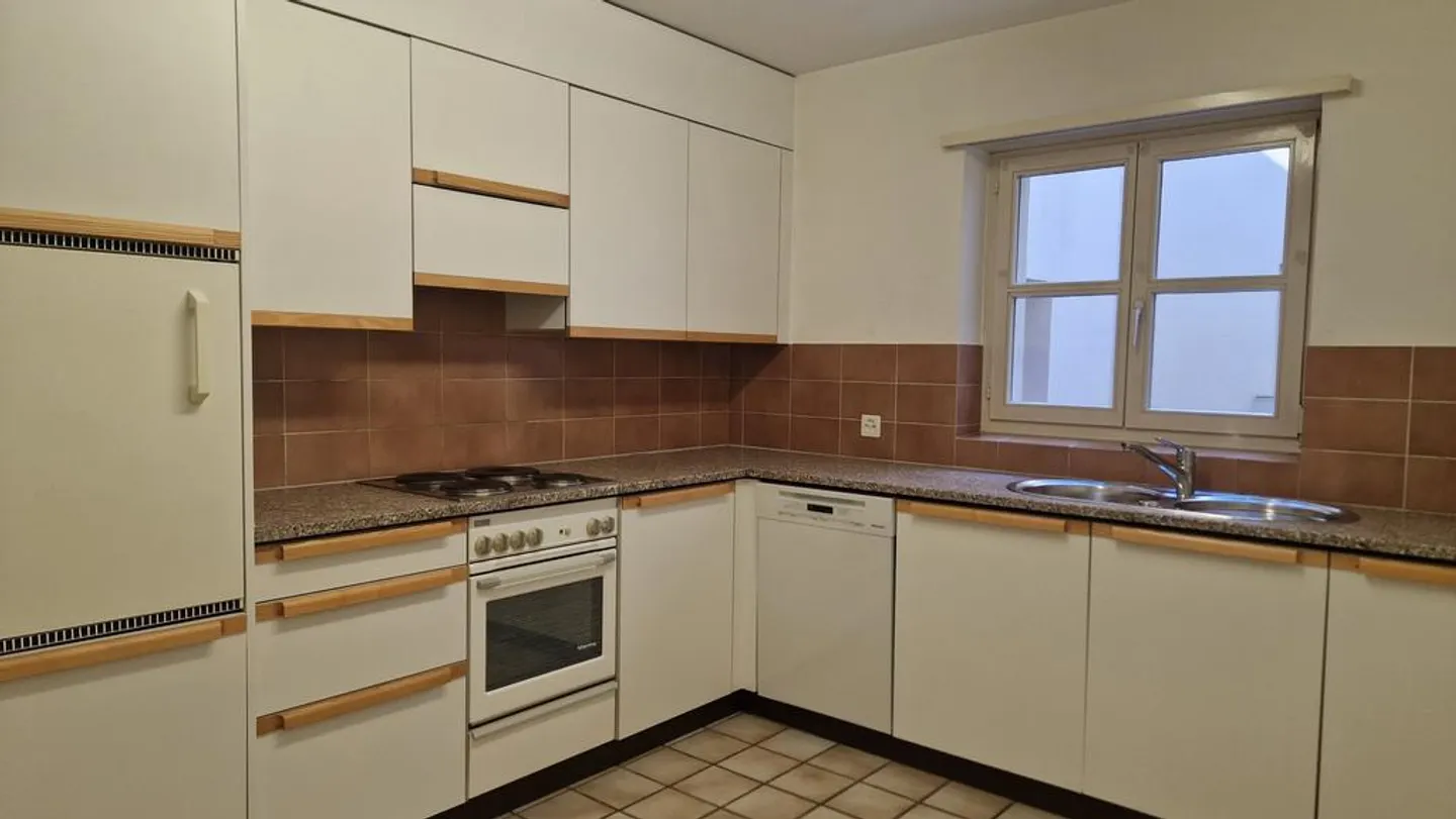 Vivere a Städtli Laufen: grande appartamento con 2 bagni - Foto 5 di 7