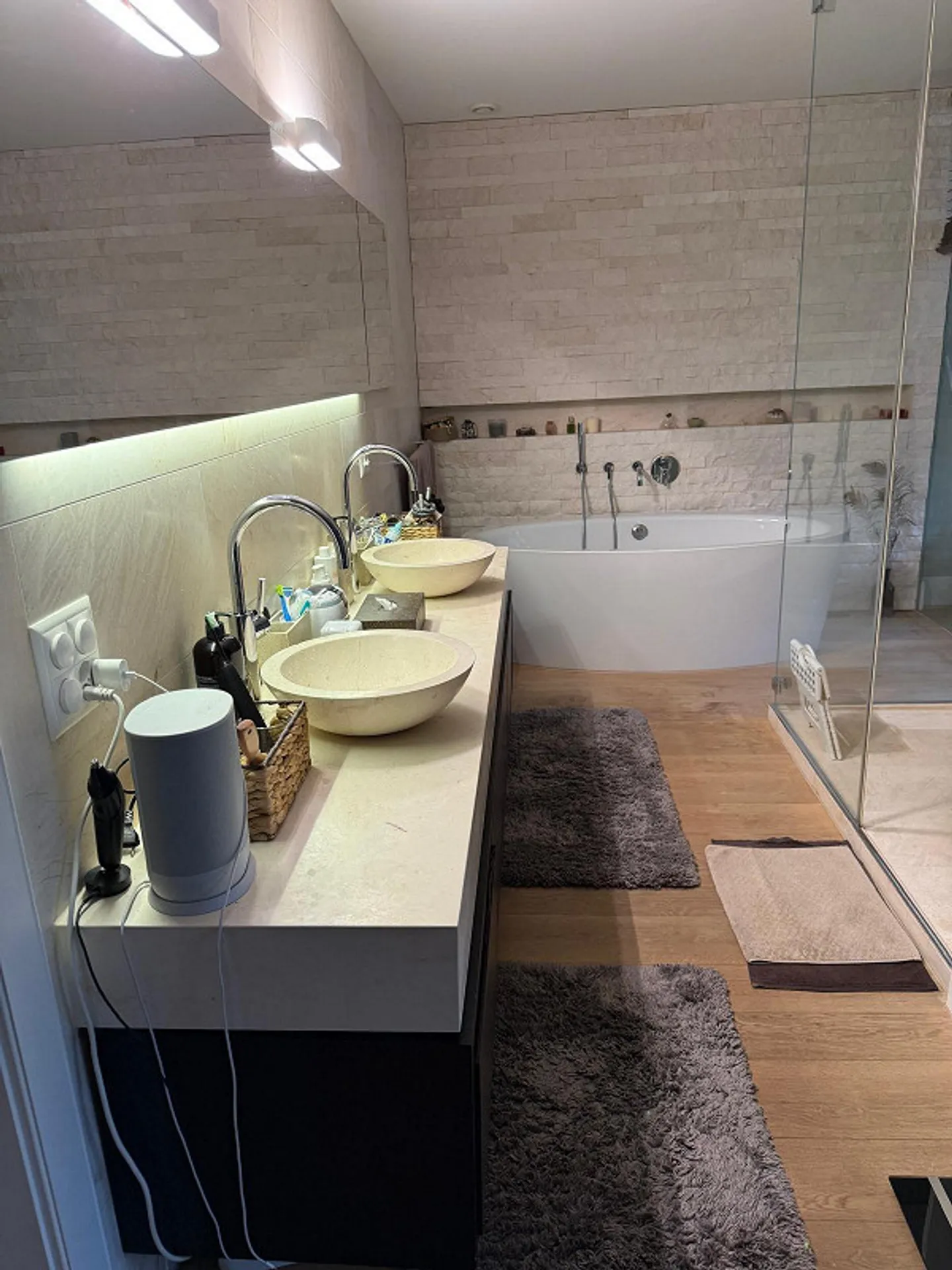 Vie exclusive avec jardin sur le toit - Photo 1 sur 17