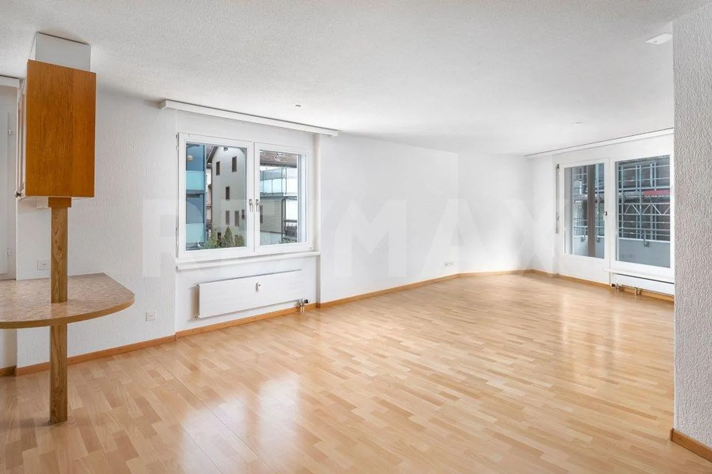 Gepflegte 4.5-Zimmer-Wohnung im Herzen von Einsiedeln zu mieten! - Foto 4 von 13