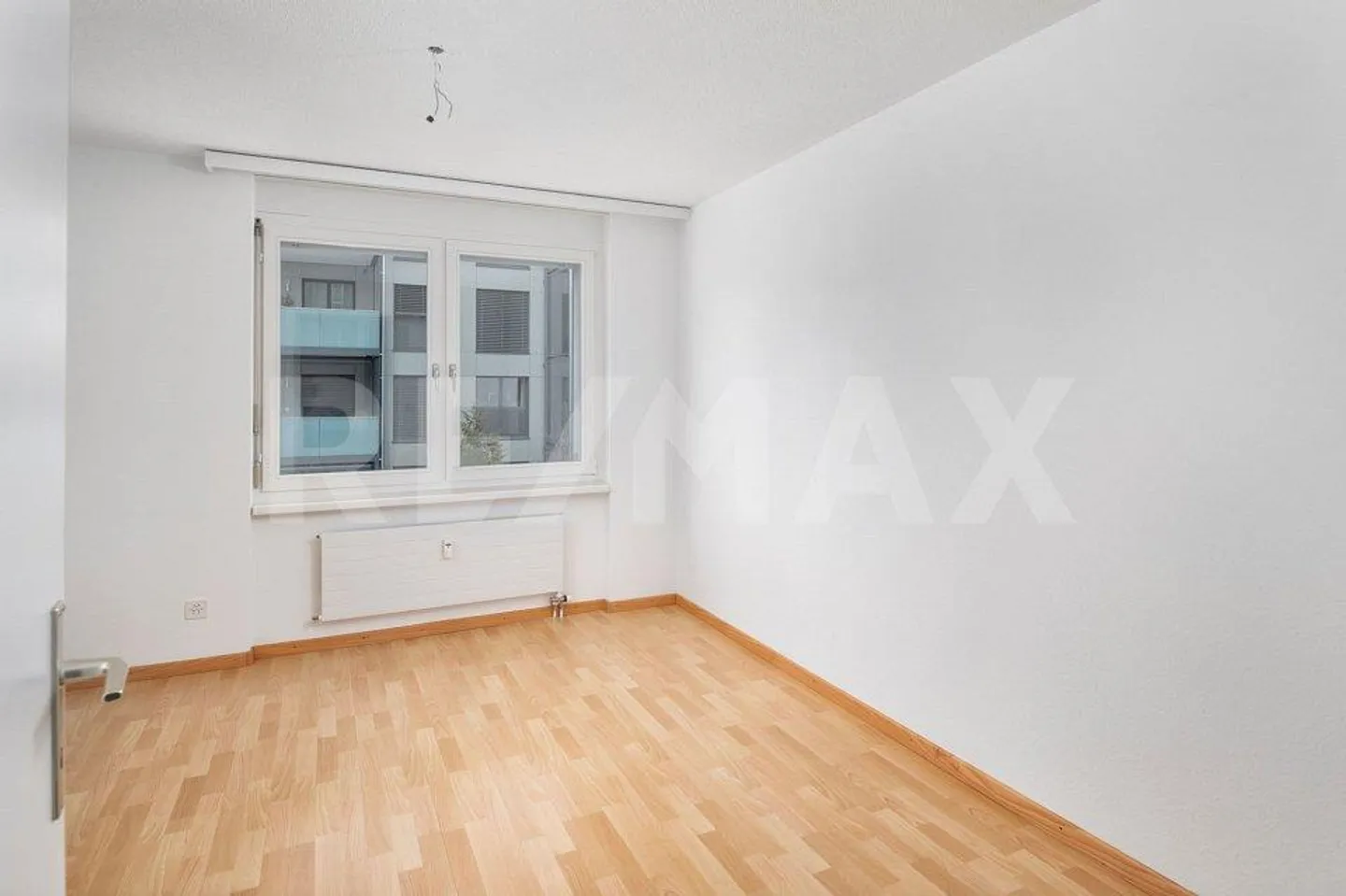 Gepflegte 4.5-Zimmer-Wohnung im Herzen von Einsiedeln zu mieten! - Foto 10 von 13