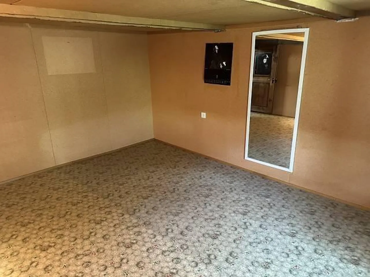 «7-Zimmer-Einfamilienhaus an sehr ruhiger, sonniger Aussichtslage mit kleinem Garten» - Foto 20 von 37