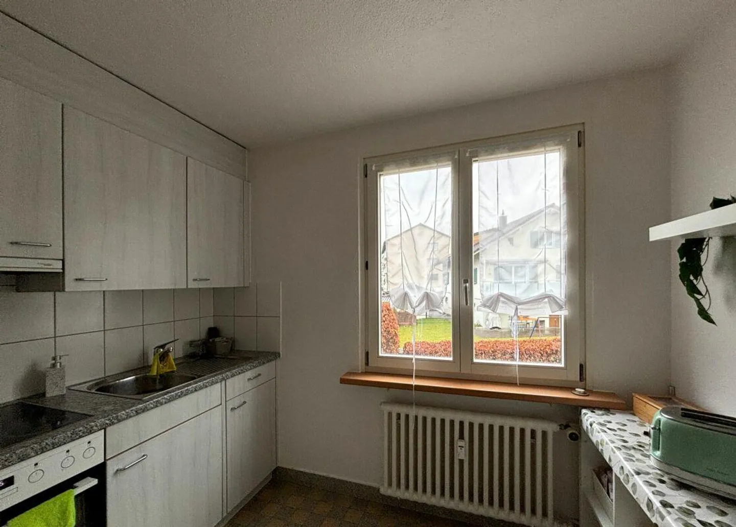 Appartement 3 pièces confortable - Photo 2 sur 9