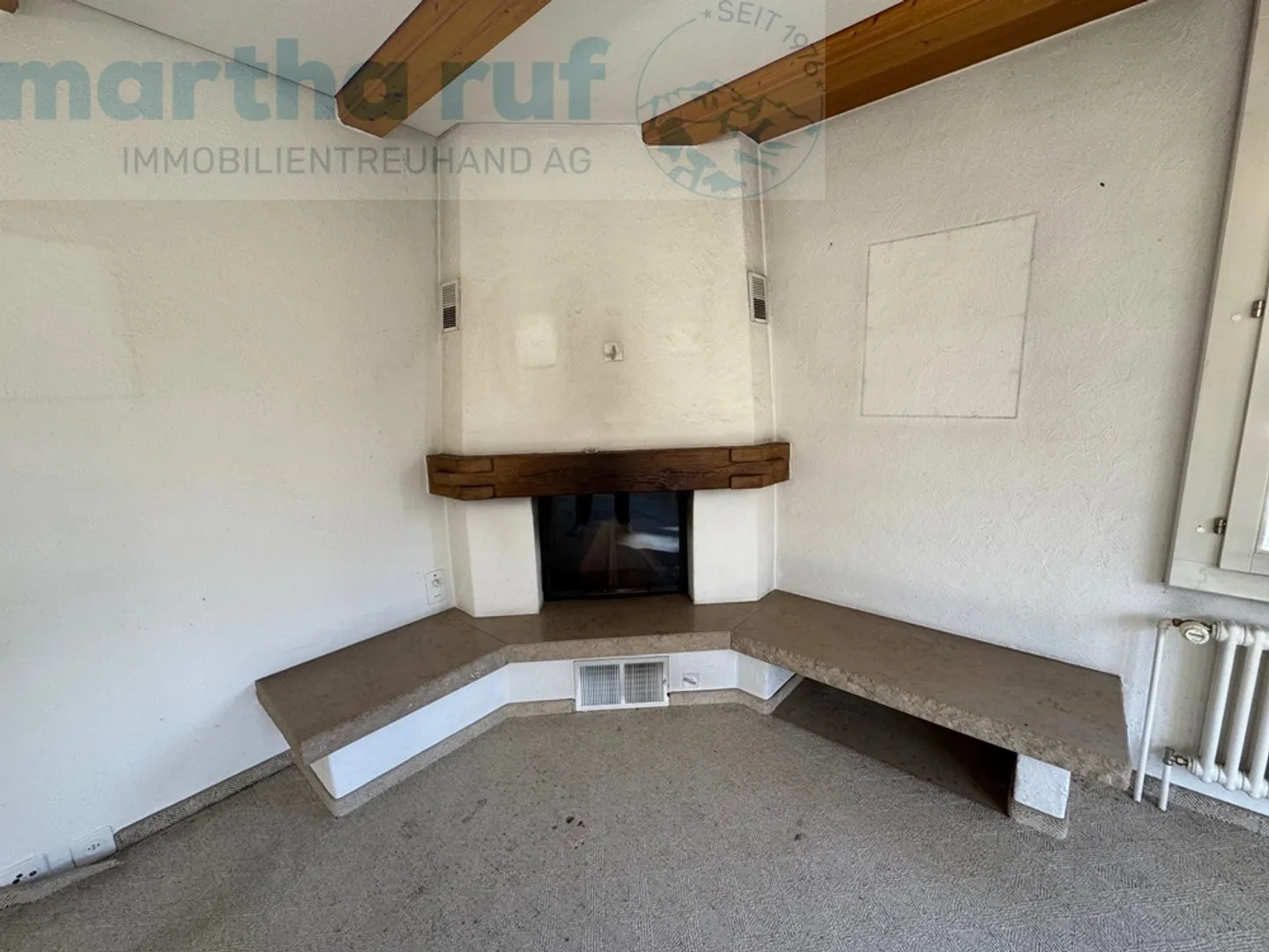 6.5-Room Residential House in Idyllic and Quiet Location by the Aare, Near the Center - Photo 3 of 19