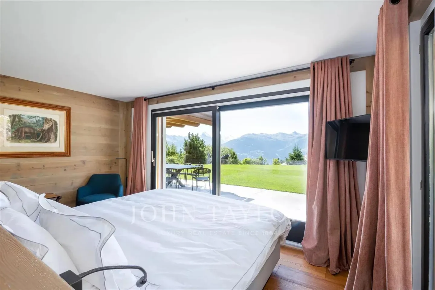 Duplex of Exception with Private Garden and Panoramic View in Plans-Mayens - Photo 7 of 11