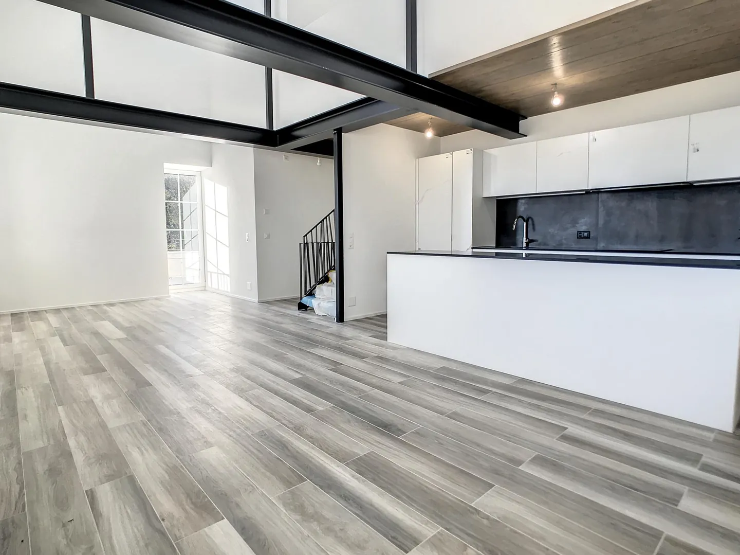 Duplex à louer - Photo 3 sur 13