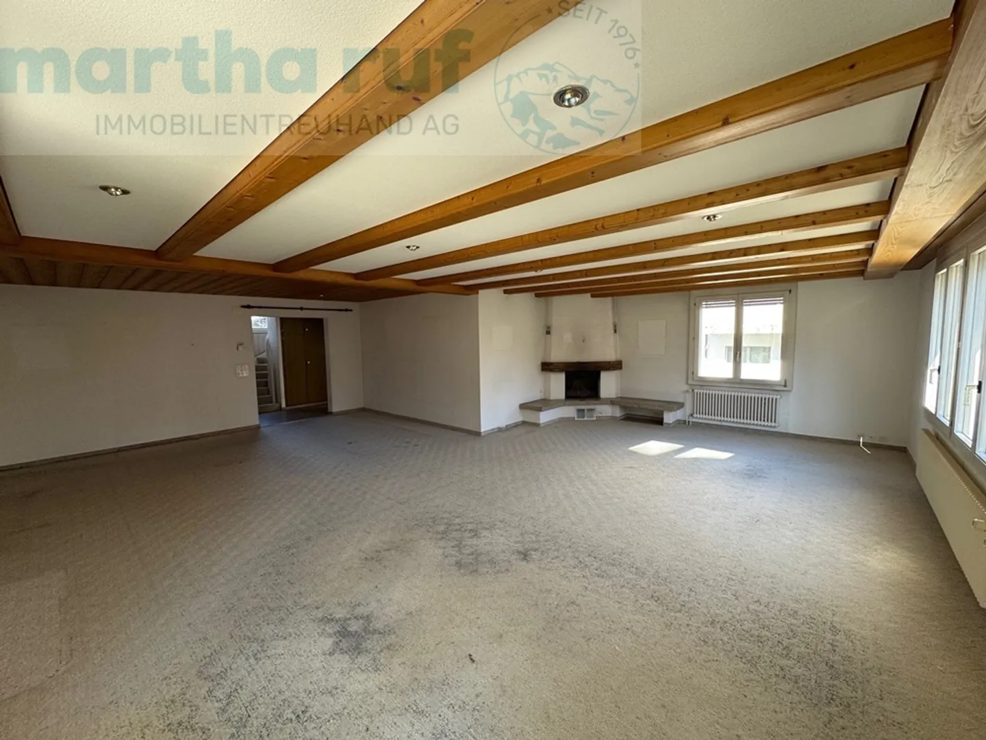 6.5-Room Residential House in Idyllic and Quiet Location by the Aare, Near the Center - Photo 2 of 19