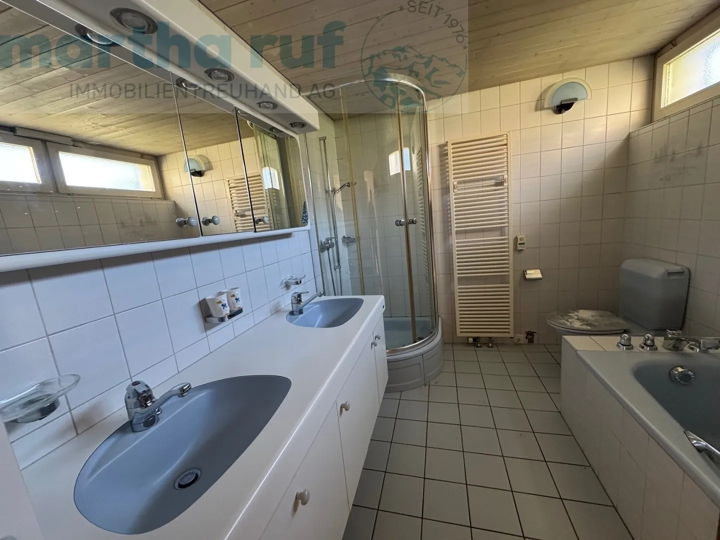 6.5-Room Residential House in Idyllic and Quiet Location by the Aare, Near the Center - Photo 9 of 19