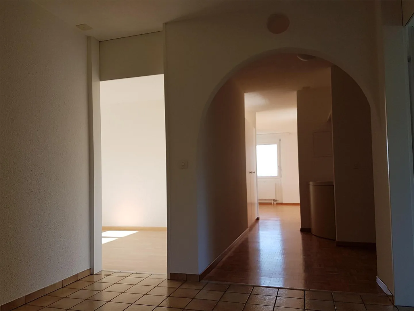 3 1/2 Room Apartment - Photo 3 of 12