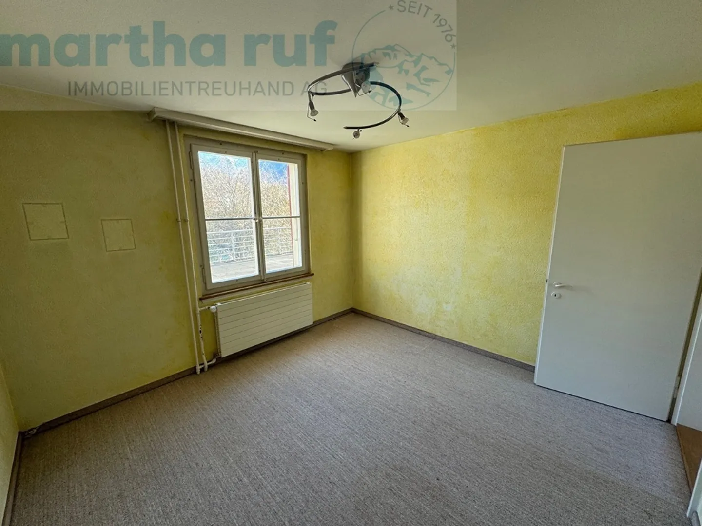 6.5-Room Residential House in Idyllic and Quiet Location by the Aare, Near the Center - Photo 10 of 19