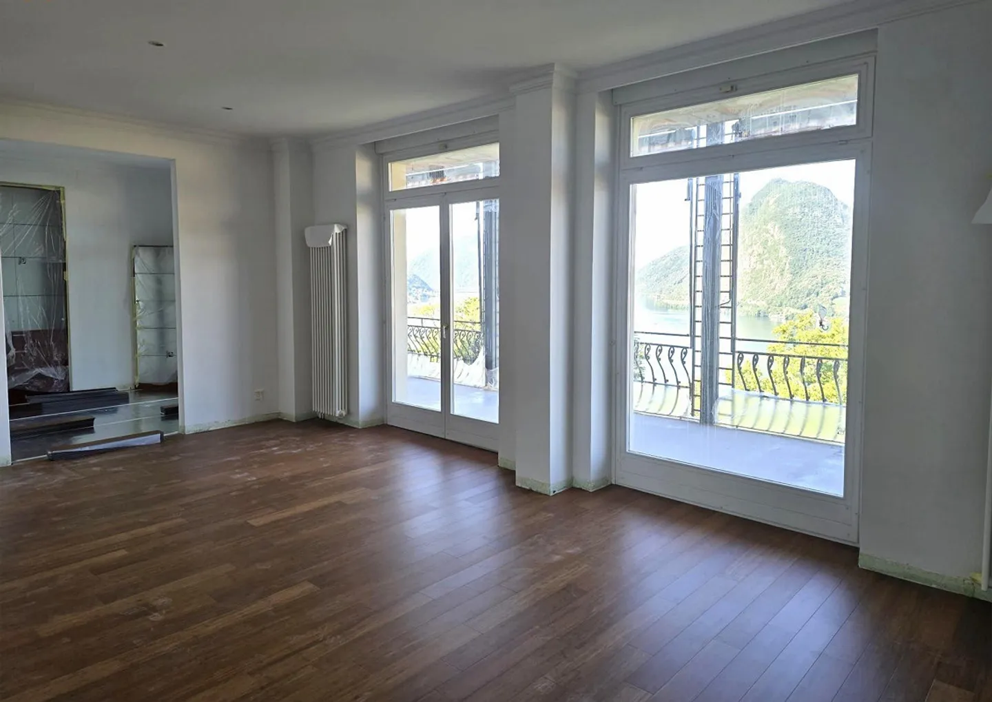 Appartement 5.5 pièces avec magnifique vue sur le lac - Photo 4 sur 11