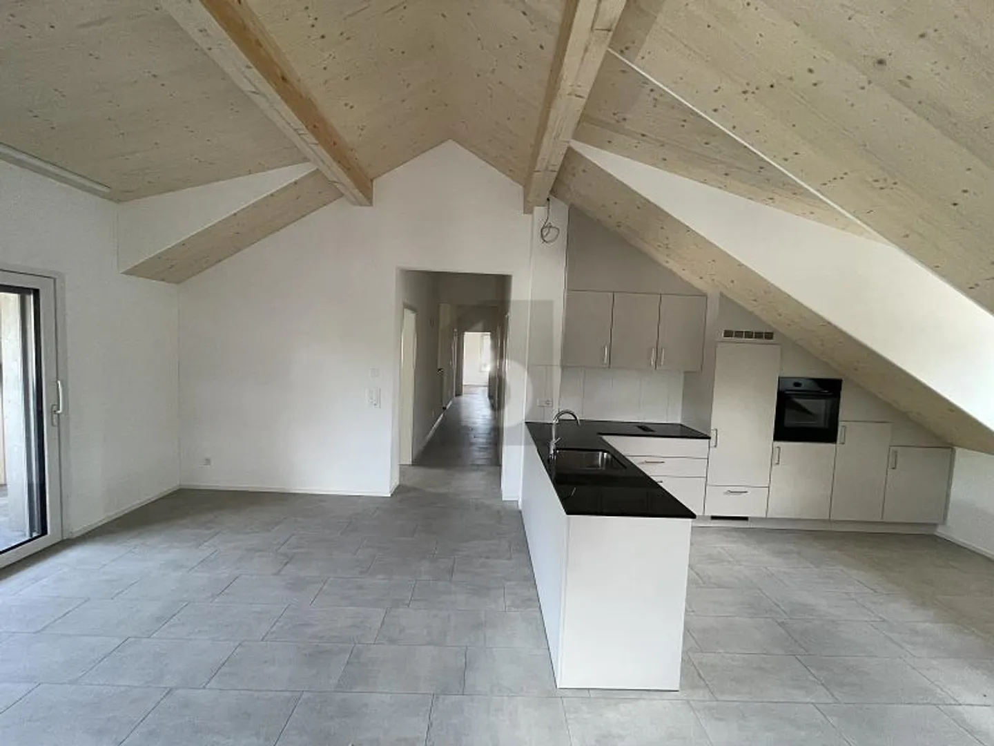 Exclusive New Building with 2 Large Loggias - Photo 4 of 6