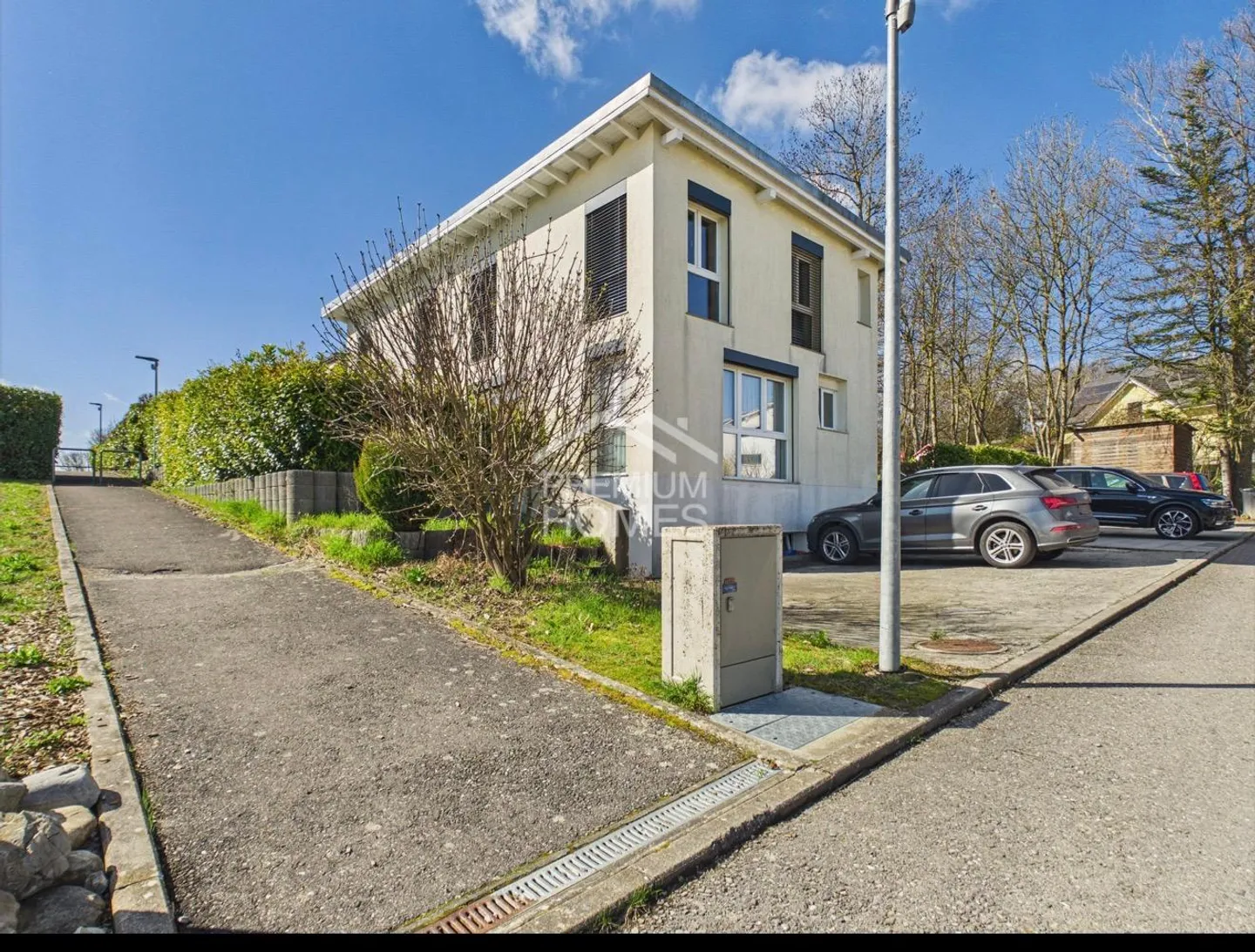 Maison bifamiliale dans un quartier calme - Photo 5 sur 12