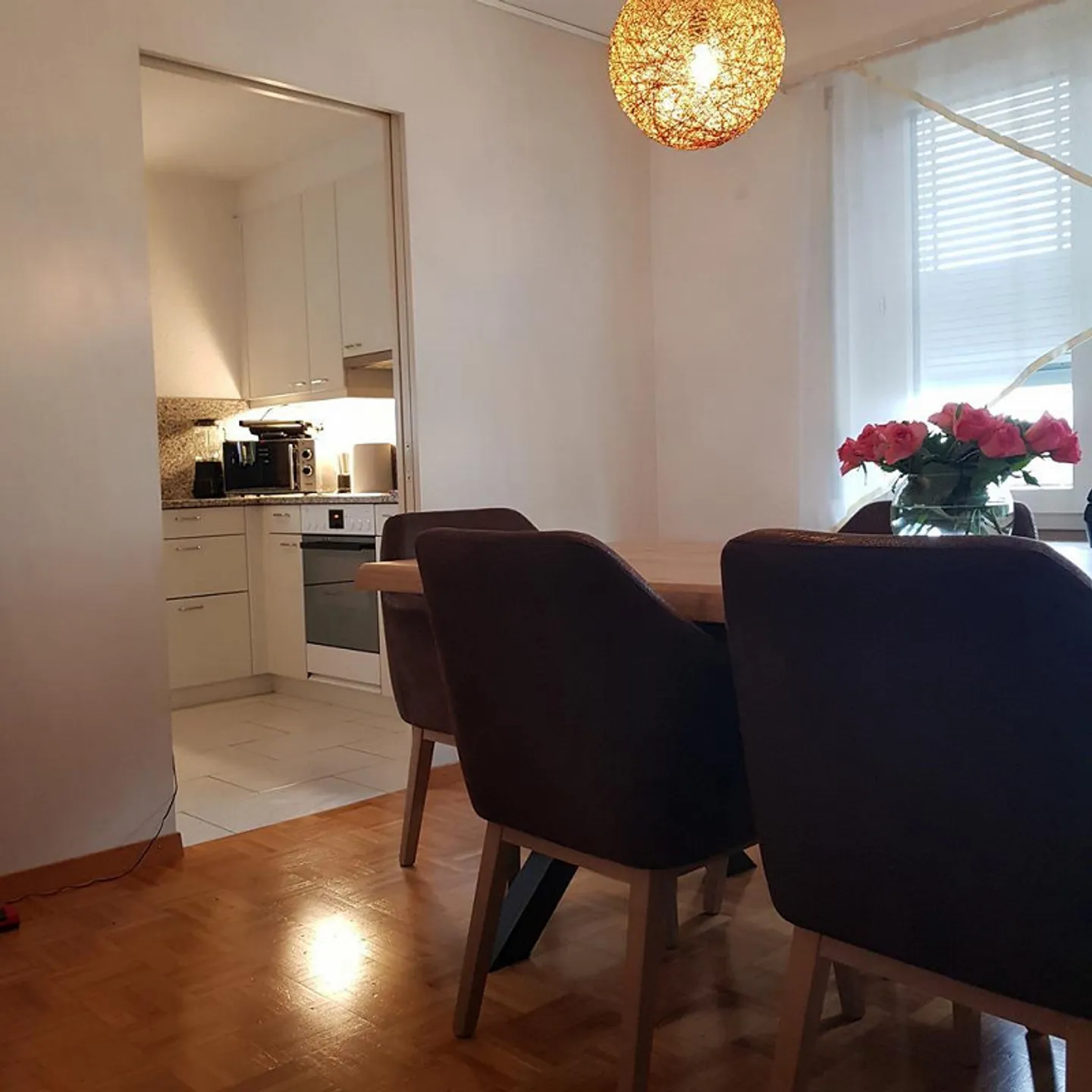 Ampio appartamento di 5,5 stanze con area salotto - Foto 5 di 12