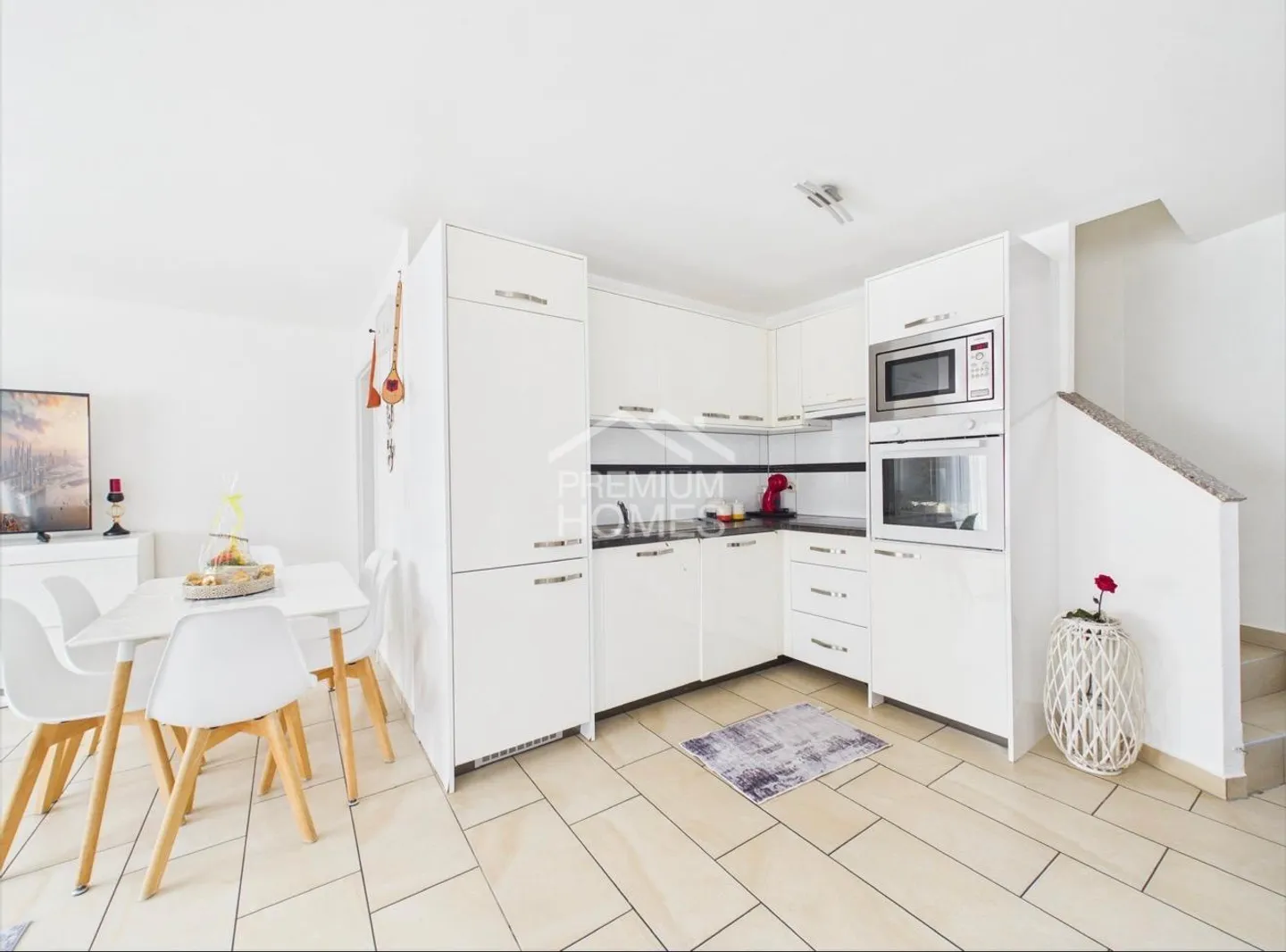 Maison bifamiliale dans un quartier calme - Photo 1 sur 12
