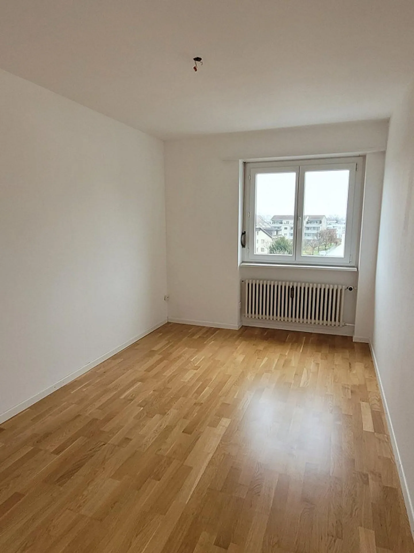 Appartement de 4,5 pièces au bord du lac - Photo 3 sur 12