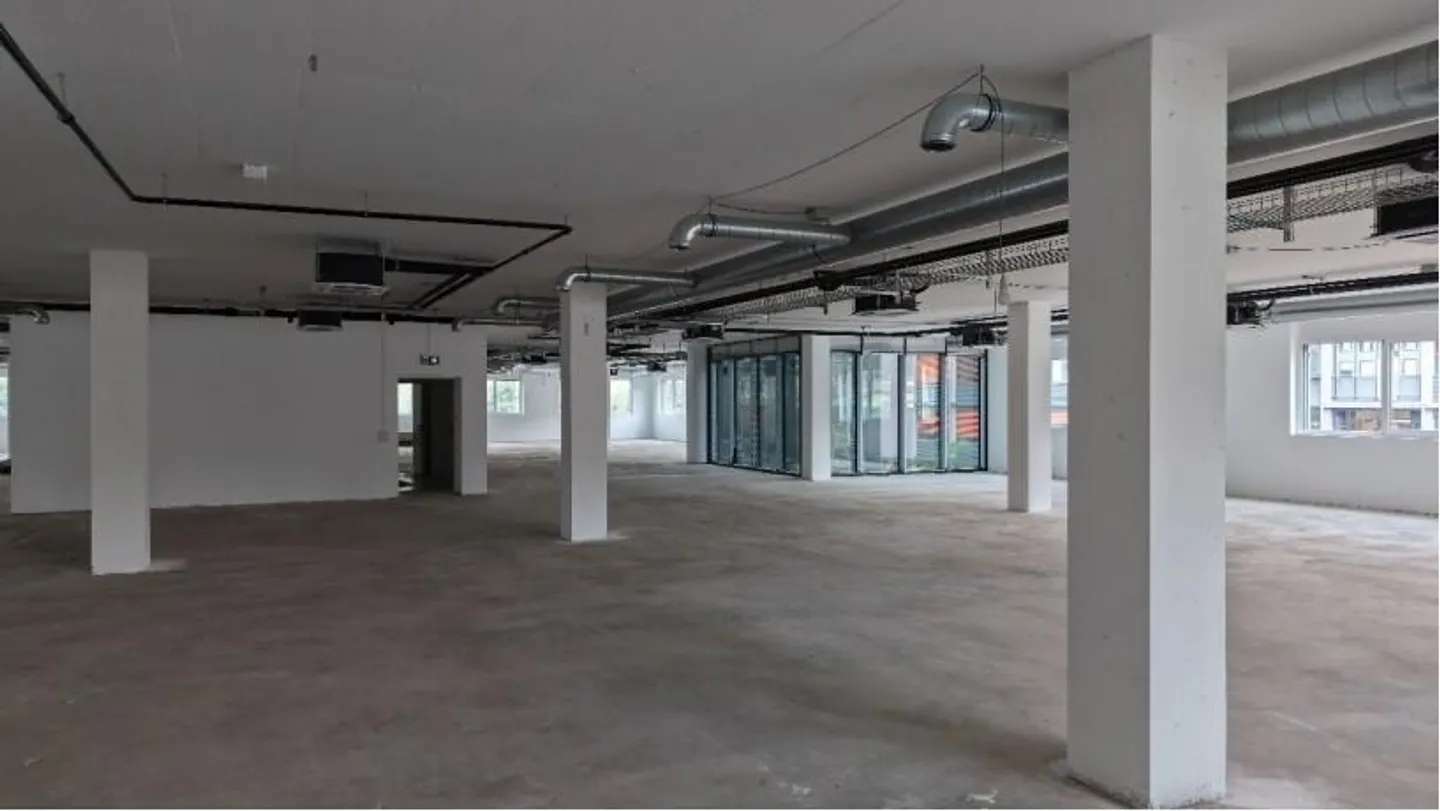 NOUVEAU ESPACE ARTISANAL/COMMERCIAL MODULABLE À MENDRISIO - Photo 5 sur 13