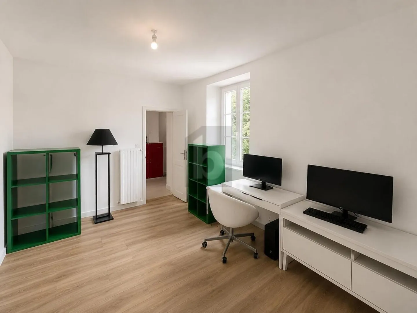 CHARM AND MODERNITY - Photo 5 of 6