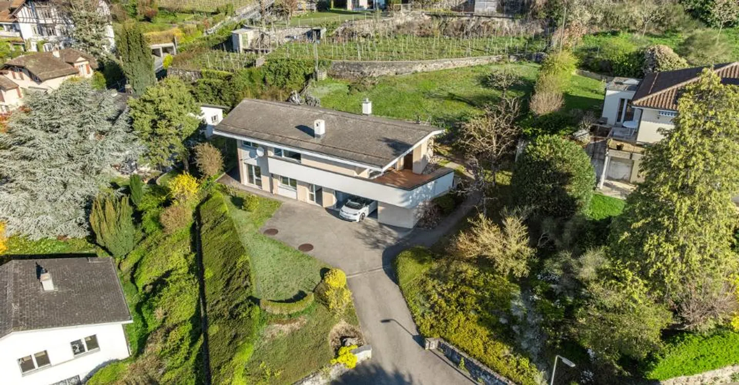 Einzigartige Villa mit Panoramablick auf den See - Foto 11 von 12