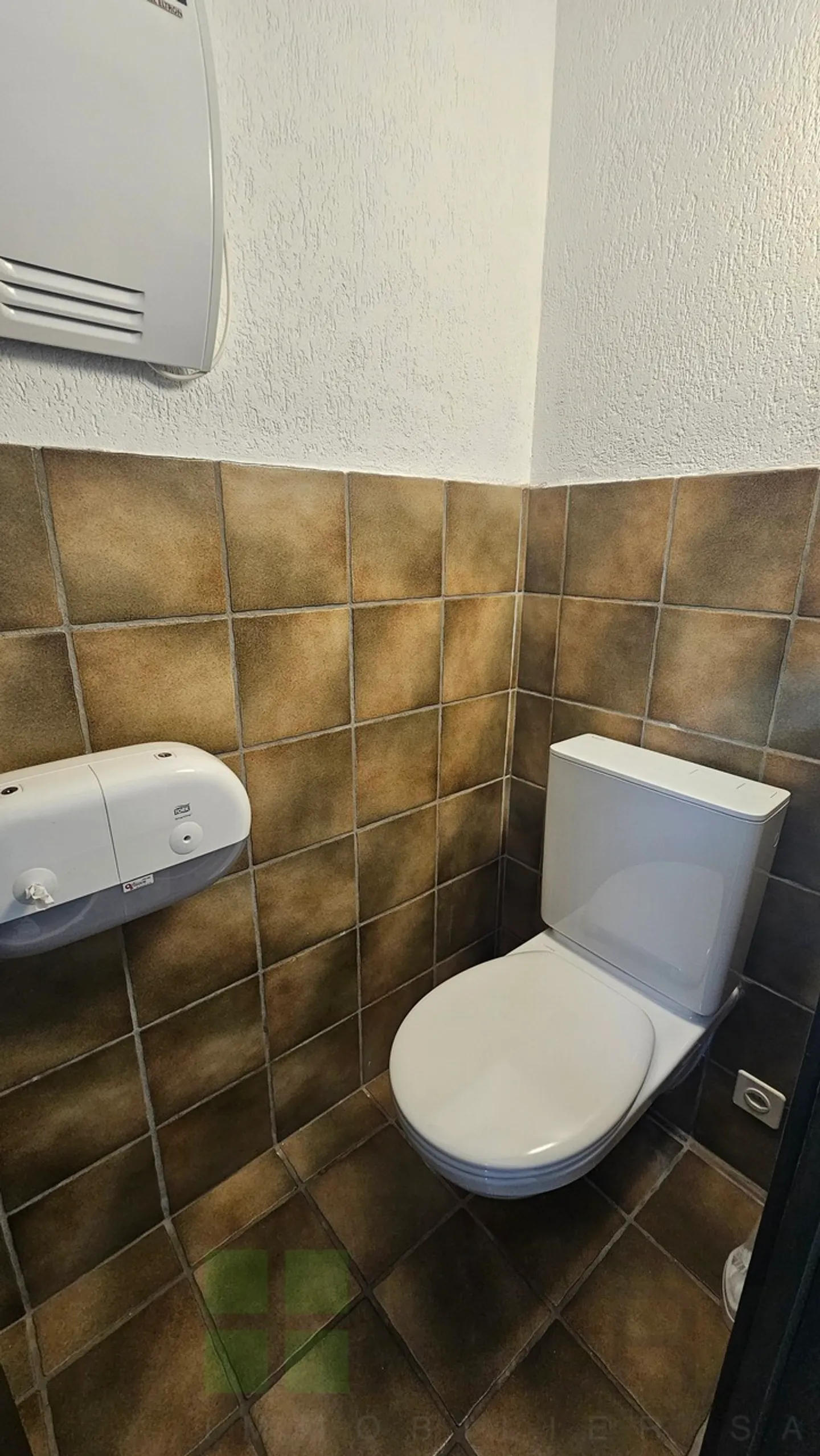 Offices of 80 m2 - Photo 10 of 23