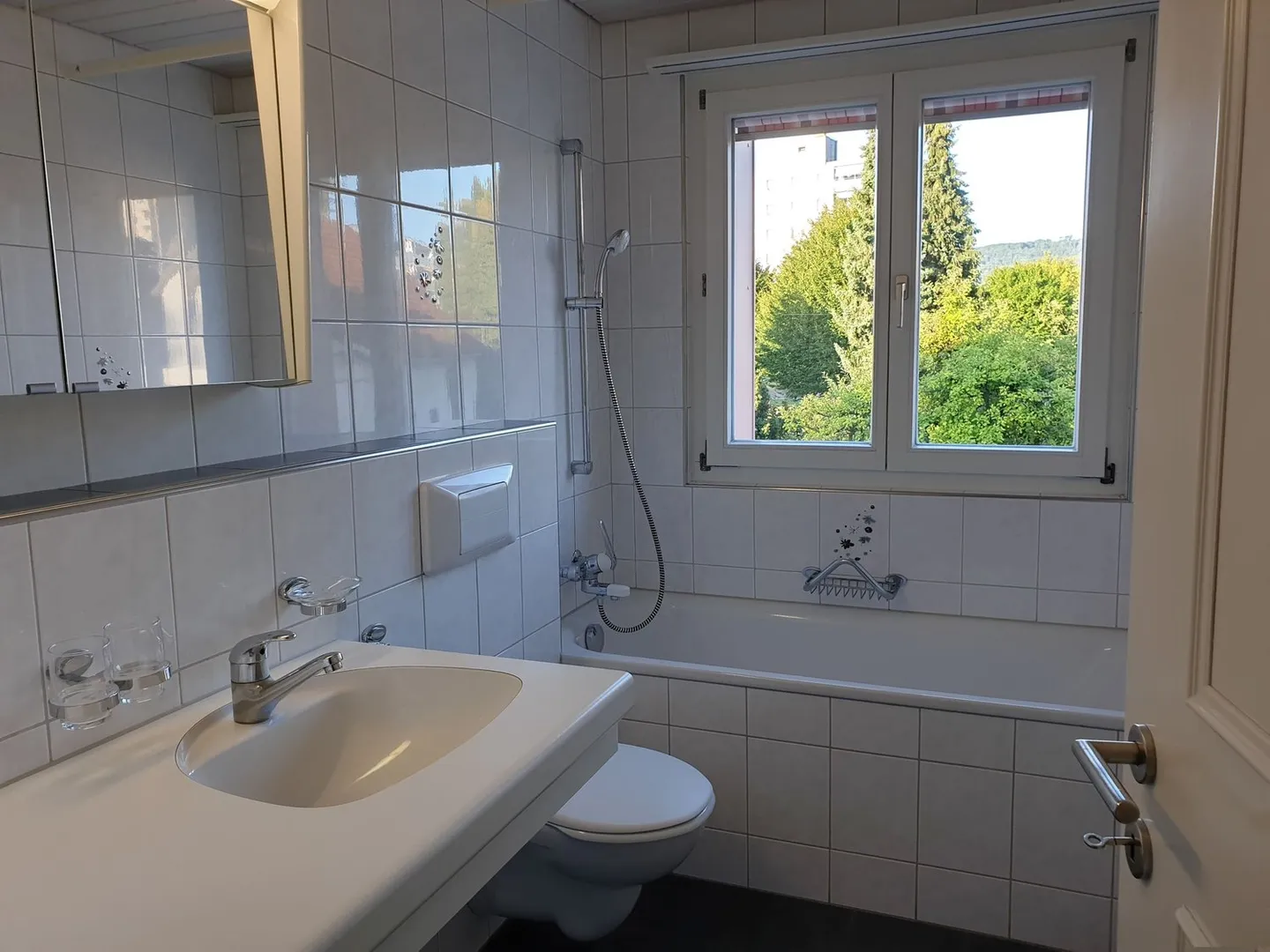 An atraktiver, ruhiger Lage und trotzdem sehr zentral - Foto 4 von 8