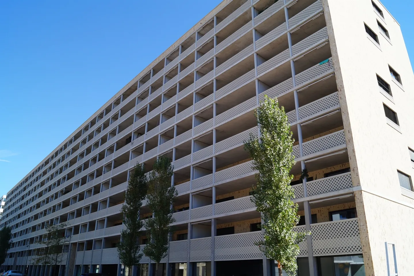 Appartamento moderno in centro - Foto 2 di 4