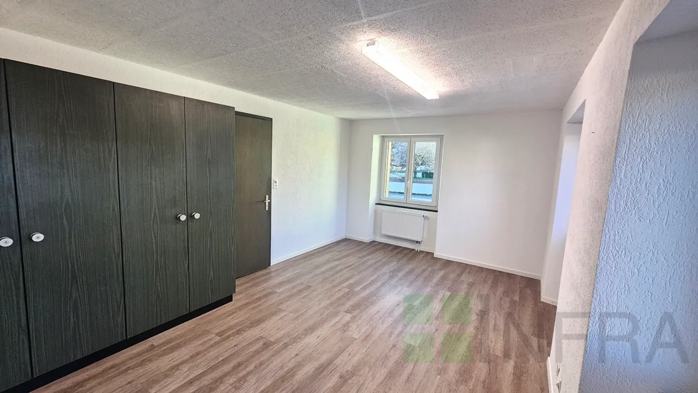 Offices of 80 m2 - Photo 16 of 23