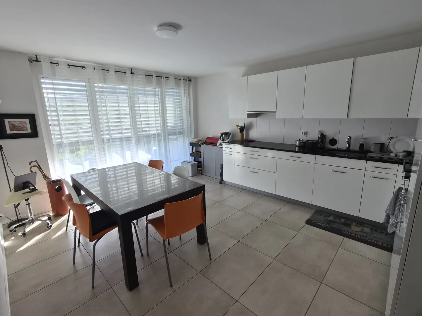 Appartement spacieux 4.5 pièces - Photo 3 sur 9