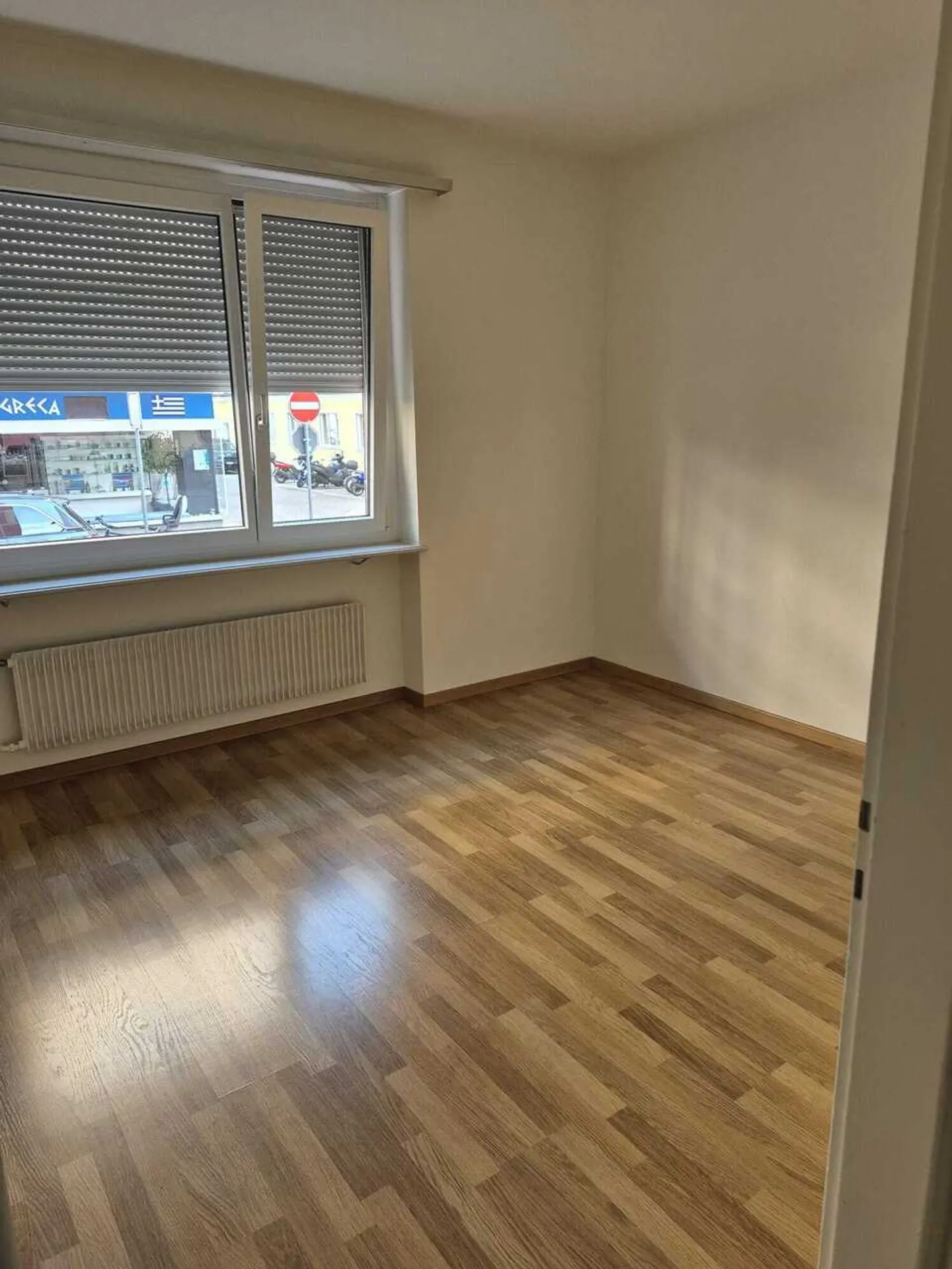 Ampio appartamento al piano terra - Foto 4 di 10