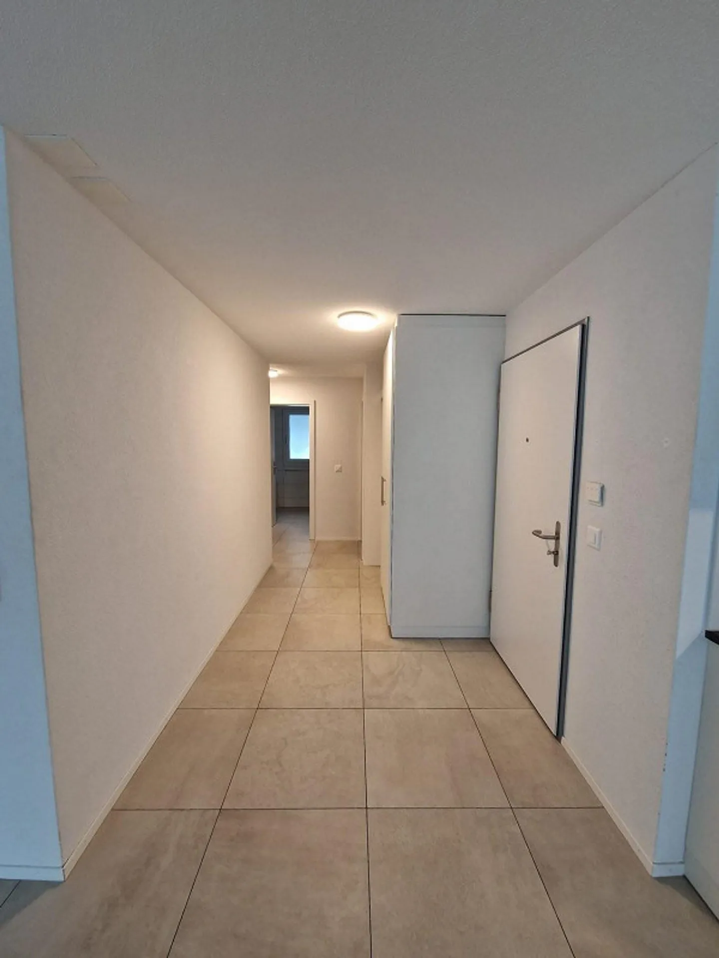 Living happiness in the green with sunny views - Photo 4 of 7