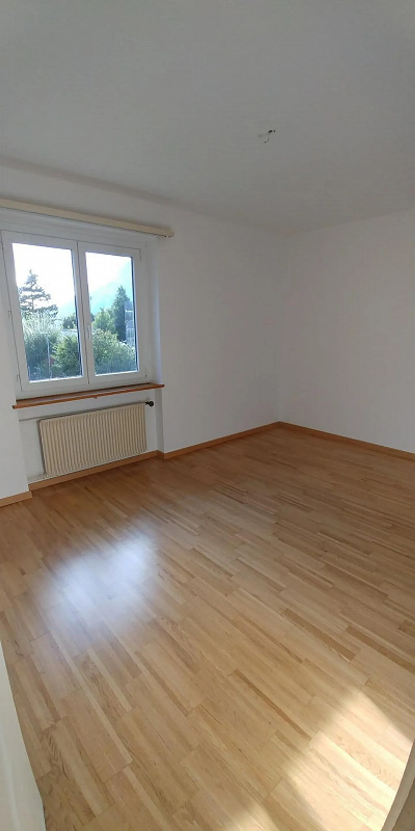 Appartement 3 pièces à louer dans un endroit calme - Photo 4 sur 6