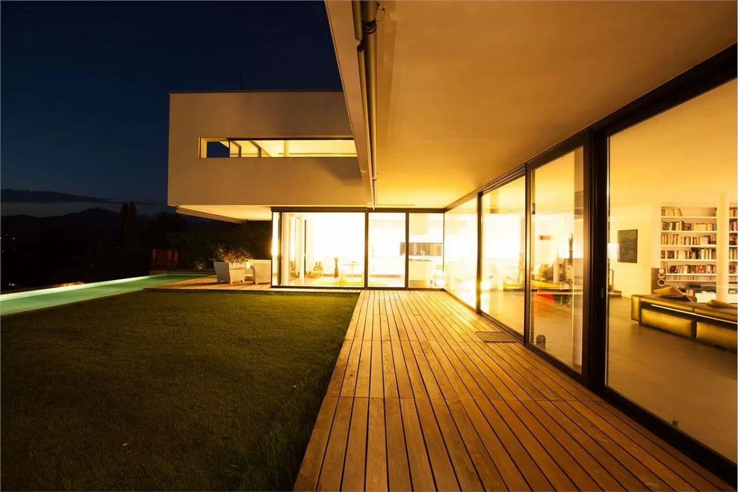 Lugano: villa moderna con piscina e vista lago - Foto 4 di 4