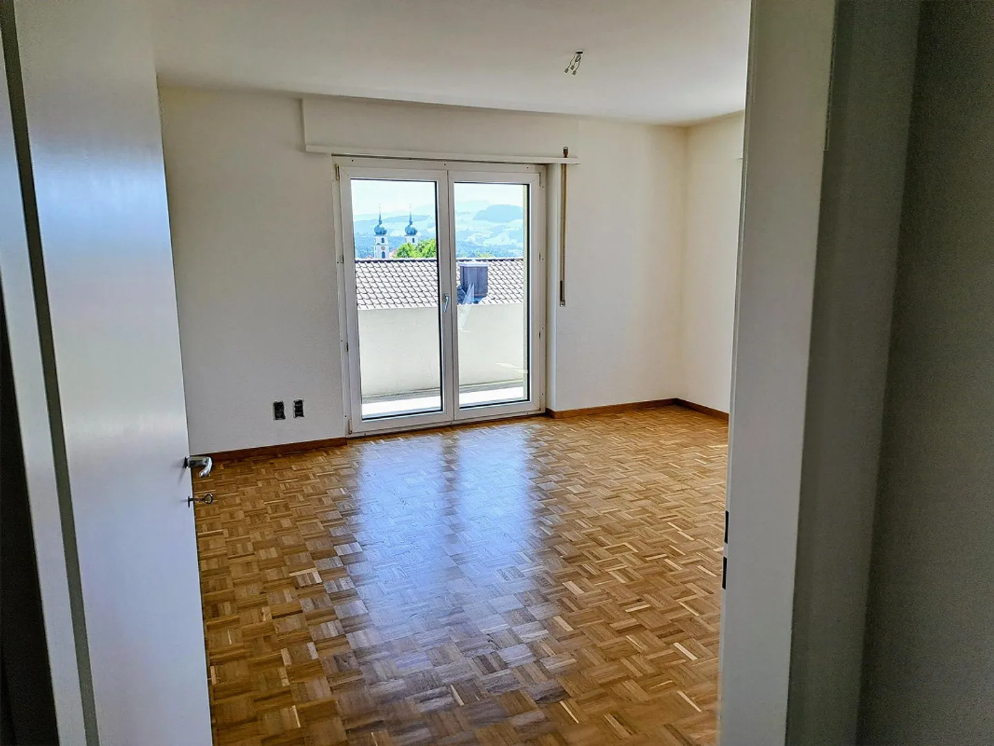 Sonnige 4,5 Zimmerwohnung - Foto 7 von 12