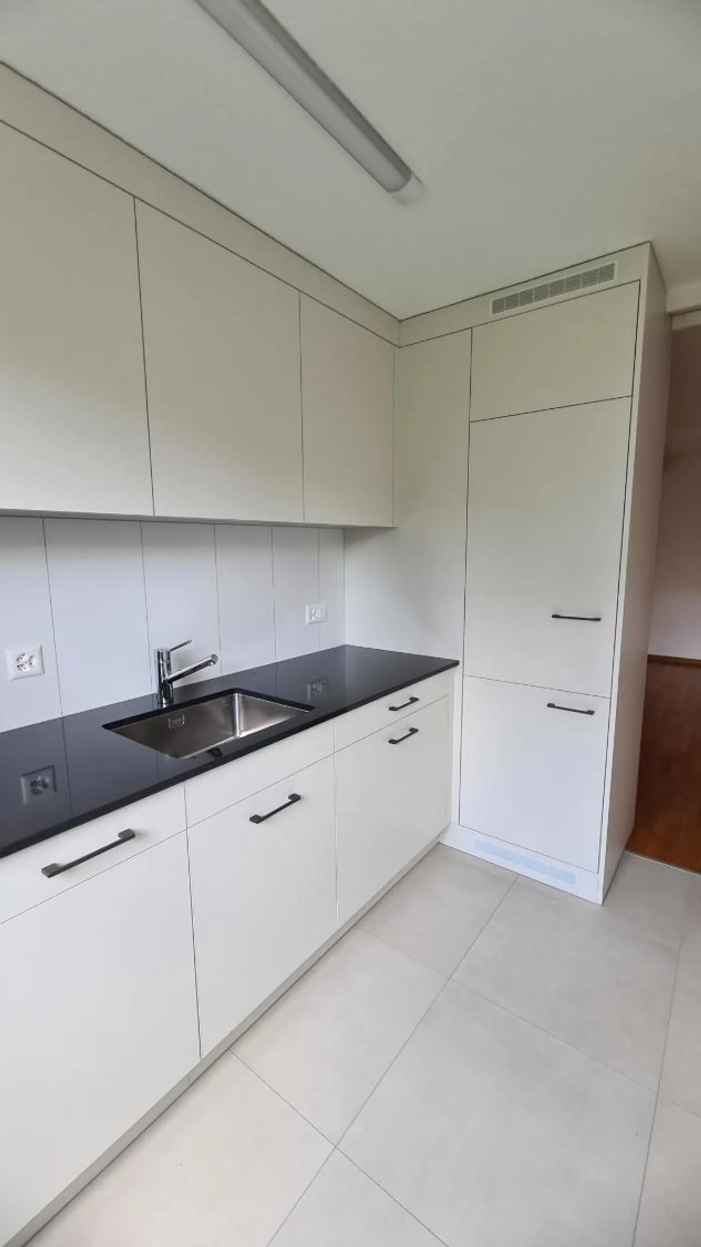 Appartement 2.5 pièces rénové - Photo 1 sur 8