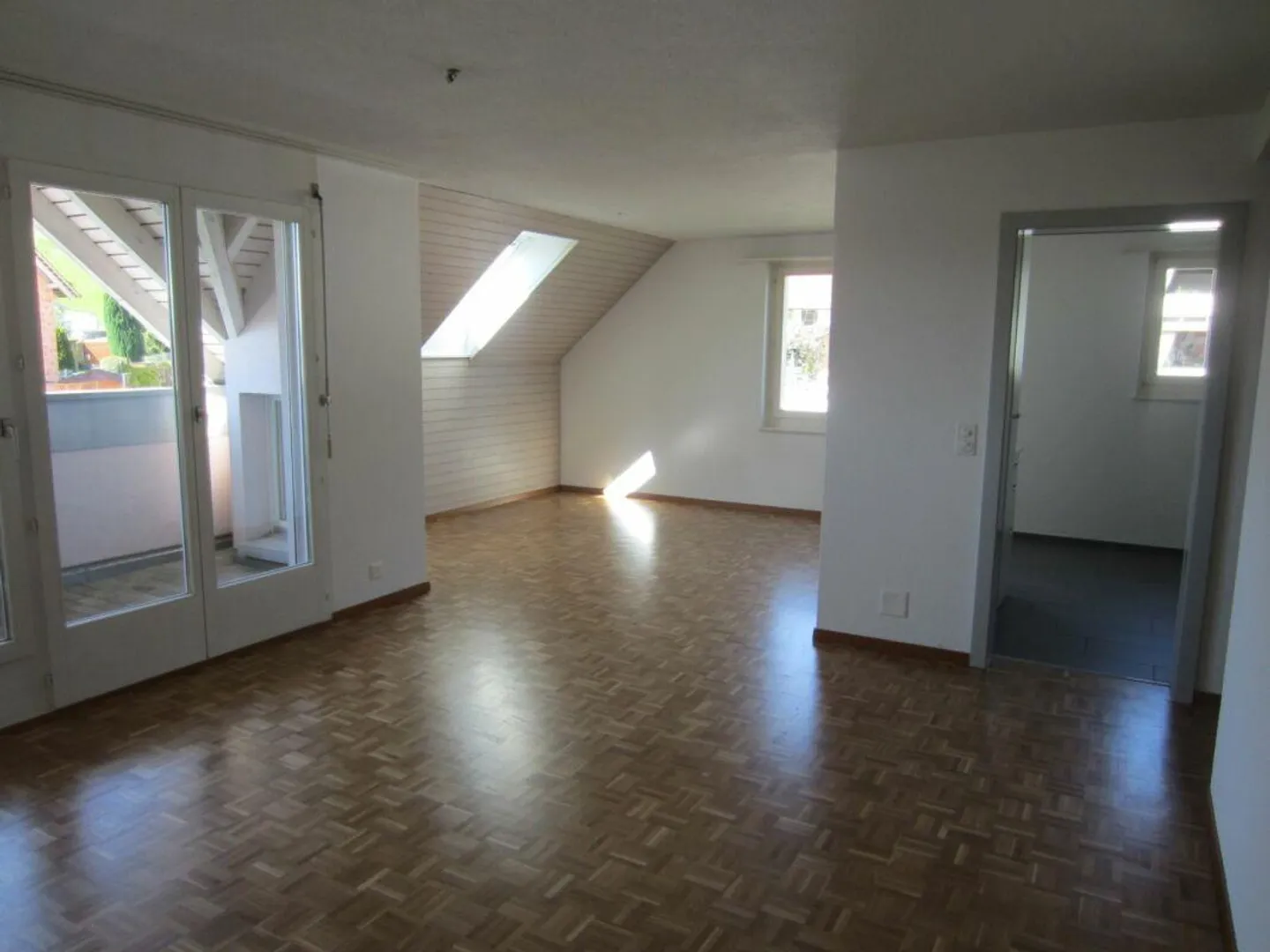 Belle appartement de 3,5 pièces avec vue sur les montagnes - Photo 5 sur 10