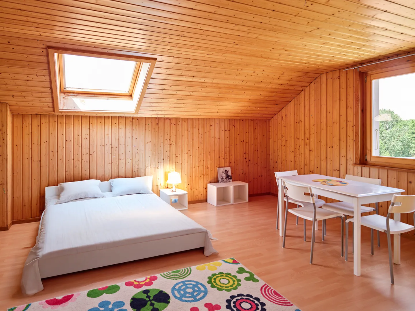 Geräumiges 6,5-Zimmer-Haus mit unabhängigem Studio - Foto 9 von 13