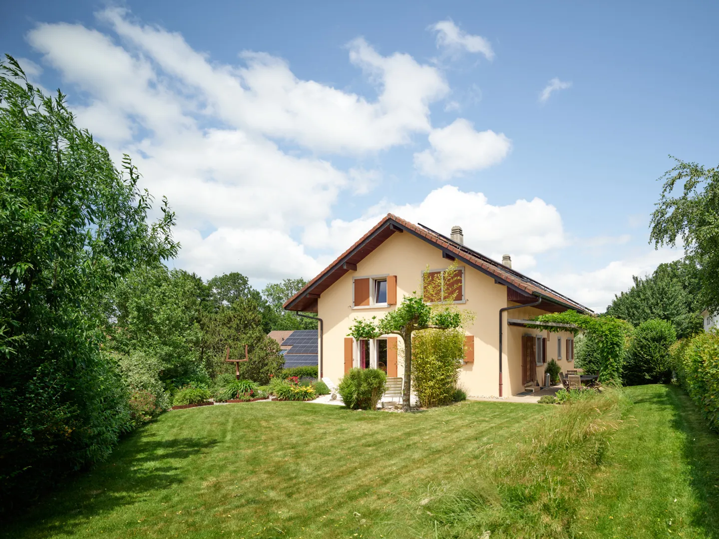 Geräumiges 6,5-Zimmer-Haus mit unabhängigem Studio - Foto 13 von 13