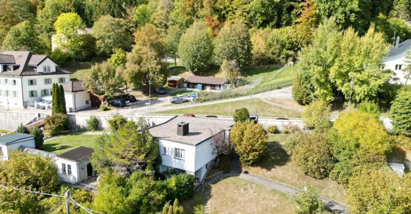 St-Imier, villa individuelle de 4.5 pièces avec terrain - Foto 3 di 13