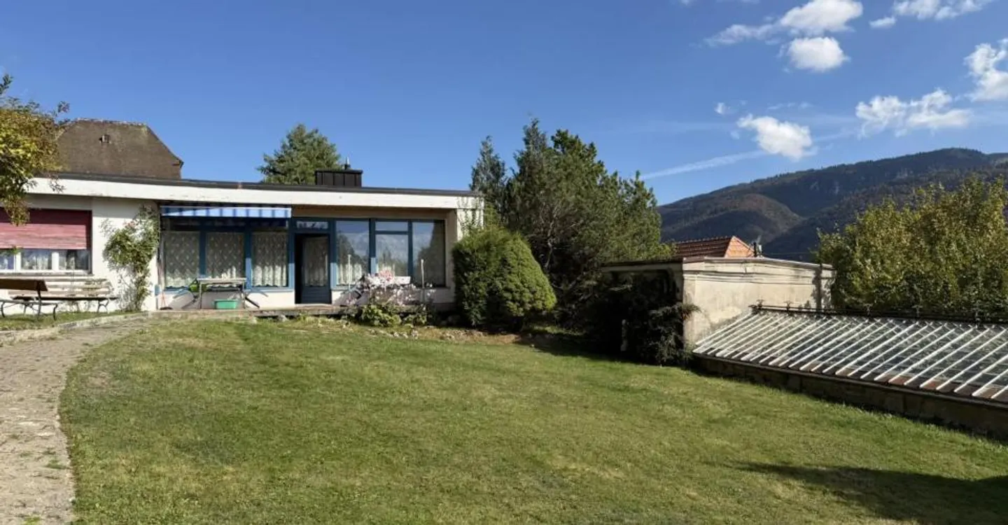 St-Imier, villa individuelle de 4.5 pièces avec terrain - Foto 1 di 13