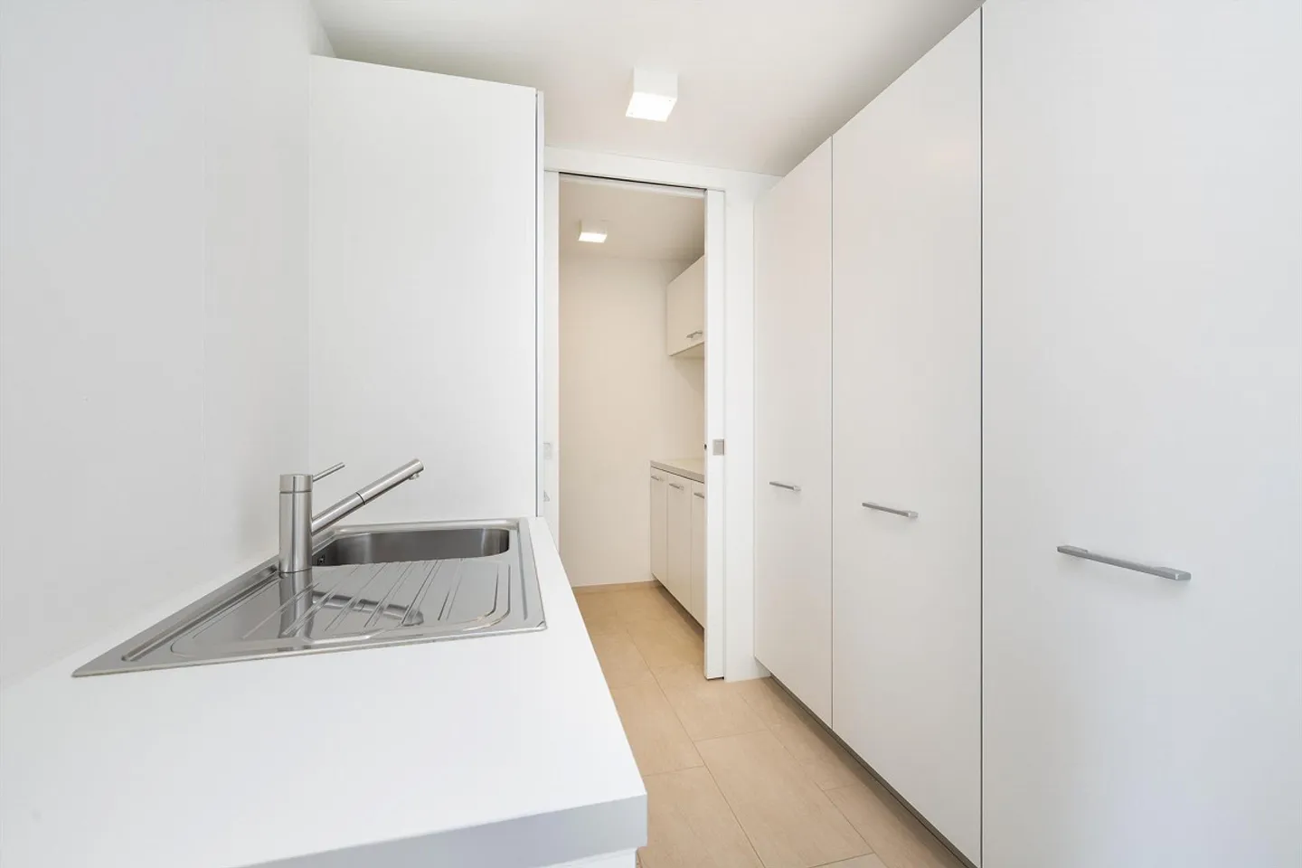 Esclusivo appartamento duplex di 5 stanze con vista sulla città e grande terrazza - Foto 7 di 12
