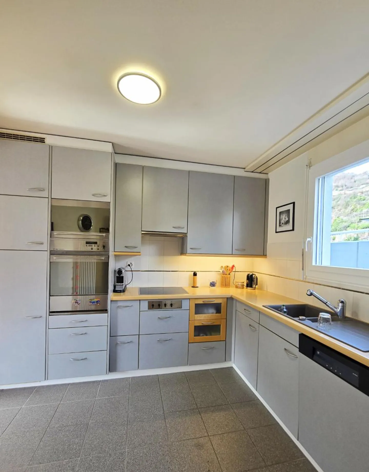 Charmante maison à Sion - Photo 3 sur 11