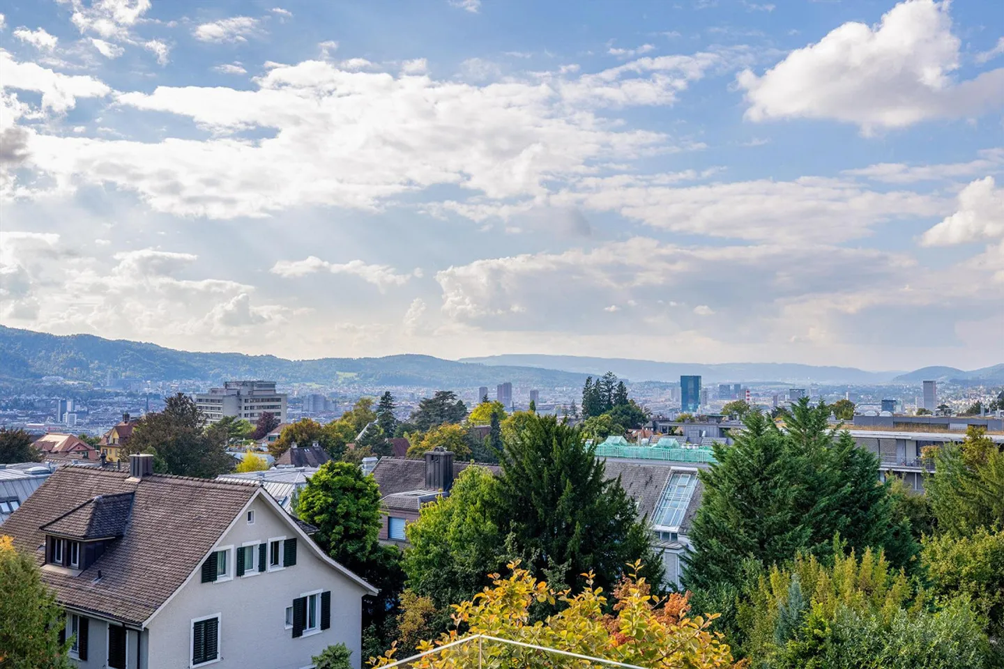Esclusivo appartamento duplex di 5 stanze con vista sulla città e grande terrazza - Foto 11 di 12
