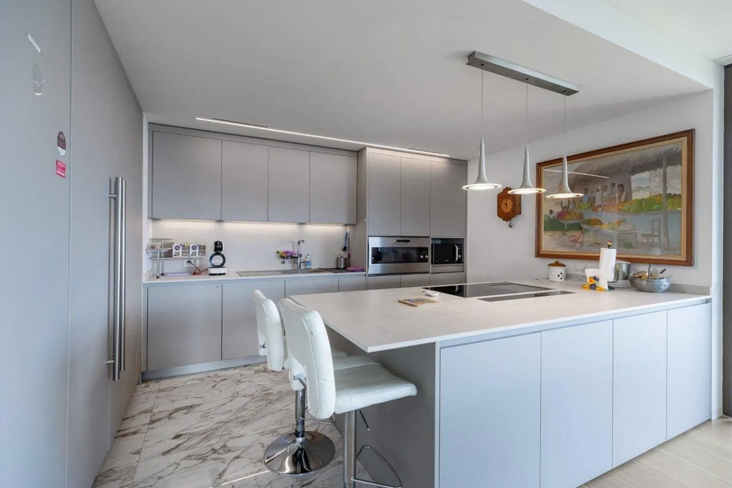 Penthouse di Lusso con Vista Lago - Foto 2 di 15